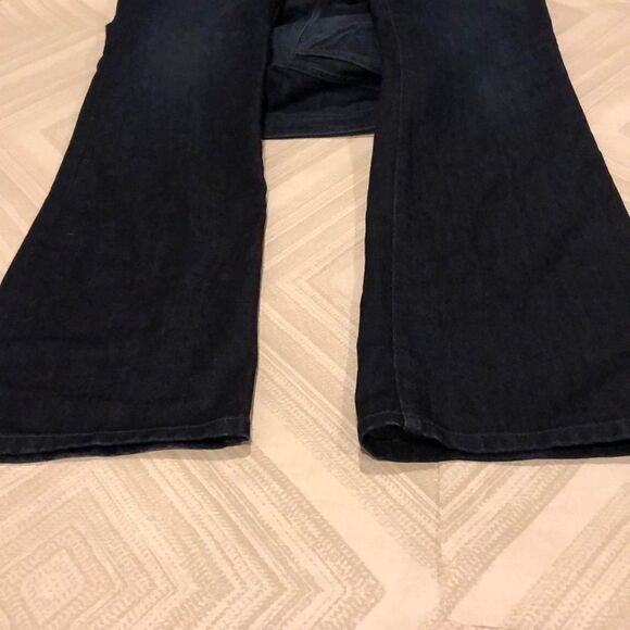 Joe’s Jeans Honey Booth Fit side Leg Jeans - Picture 4 of 6